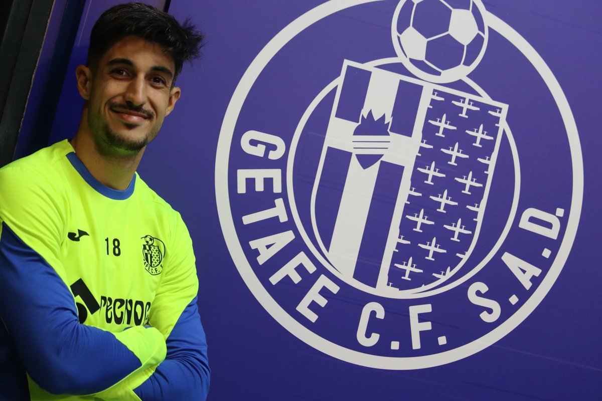 _RadioRO_'s tweet photo. NOTICIA.
El Real Oviedo muestra interés por Álex Sancris.

❌ Sin minutos en Primera División.
⚽️ Su club busca salida.
👀 Tiene mas pretendientes, pero conoce el interés del Real Oviedo.

Vía: @lanuevaespana https://t.co/f0pX24PB2o
