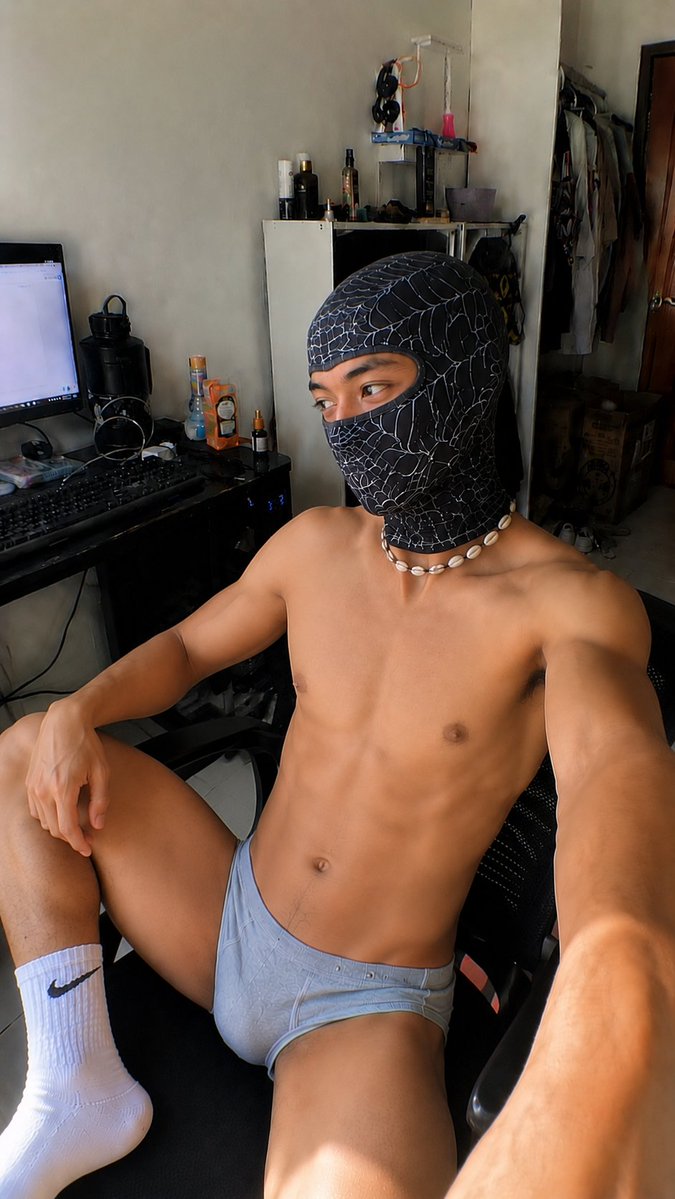 hawttcheetos's tweet photo. Let's make a mess 👊🏼💦 https://t.co/HRrwpZMBdv