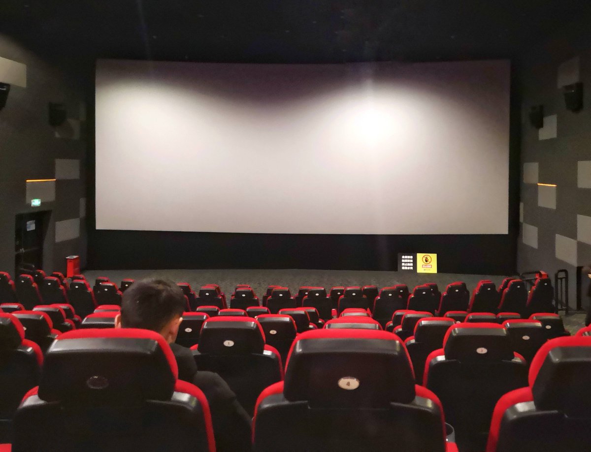 DouglasBrohdzn's tweet photo. Just watched 'Oppenheimer' and my mind is still blown—this cinematic masterpiece’s tension, performances, and historical weight hit way harder than I expected. A must-see on the big screen if you haven’t already! https://t.co/FuvkDqcmfC