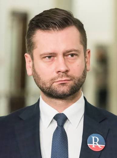 AdamKos12's tweet photo. Oto były minister sportu w rządzie Morawieckiego i dzisiejszego wodzireja Czarnka niejaki Kamil Bortniczuk.Syn wielu partii odmówił wsparcia finansowego naszej tenisistce Mai Chwalińskiej uznając że nastolatka nie rokuje nadziei na sukcesy w sporcie.Dzisiaj dziewczynie biją brawo https://t.co/VWGoPtowQ5