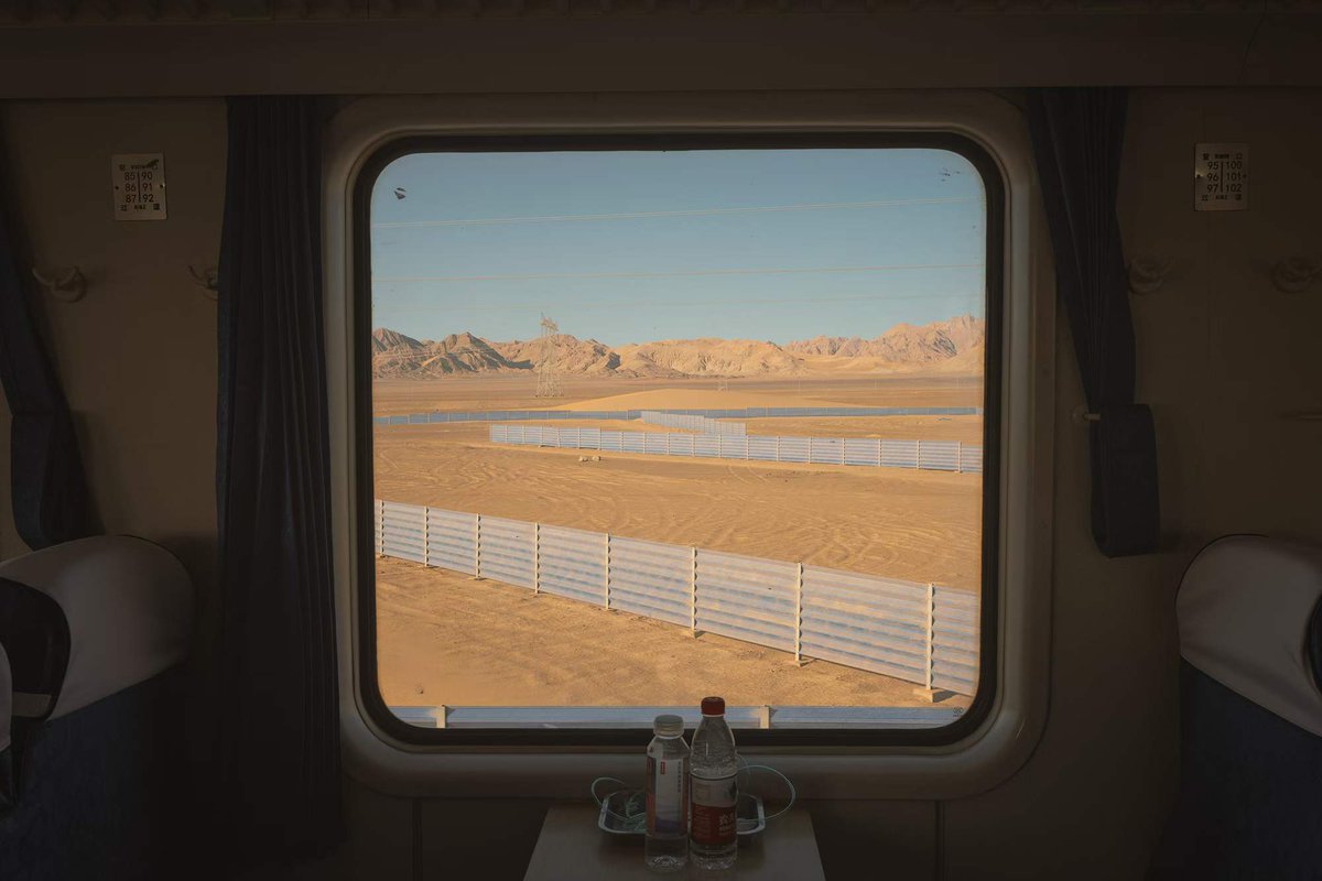Thomas_capture's tweet photo. From the K6841 train window from Golmud to Mangya, this vast man-made structure created a striking contrast — order imposed on wilderness, and a surreal rhythm cutting through the silence of the desert.
Sony A7R VI + 28–70mm GM
ISO800 | f/10 | 1/1250s | single exposure https://t.co/SubB8HRCUH