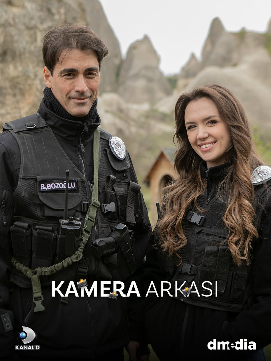 arkaasokaklarrr's tweet photo. Ürgüp’ten kamera arkası fotoğrafları geldi. 📸

#ArkaSokaklar sezon finaliyle bu akşam saat 20.00’de #KanalD’de! 

@KanalD @DMediaOfficial https://t.co/SJLNgu5wXV