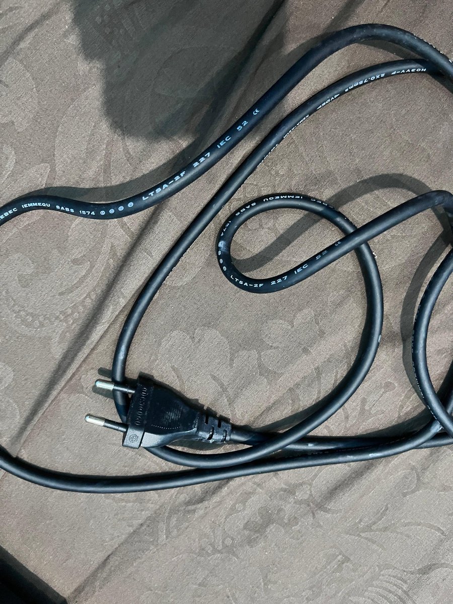brr3yy's tweet photo. Catokan Amara 3in1, dijual karena gabisa makenyaa dari pada nganggur di kos. 140k ajaa🩷 bisa negoo yass https://t.co/tCVTWuz09f