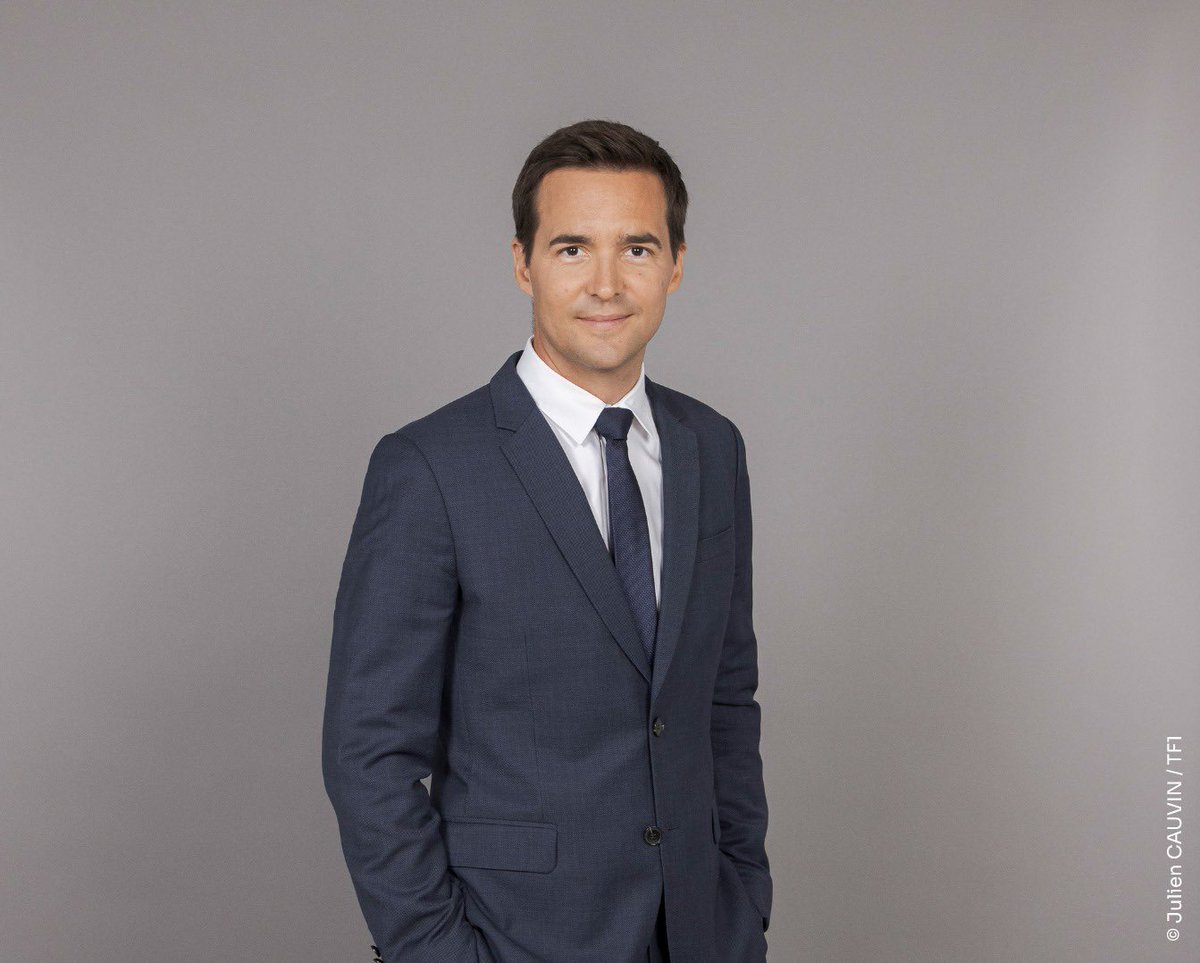 TF1Pro's tweet photo. [NOMINATION] Adrien Gindre (@agindre) est nommé par Thierry Thuillier pour piloter la couverture de l’élection présidentielle sur l’ensemble des antennes du groupe, aux côtés du directeur de l’Information. https://t.co/1aWyiGY5Ts