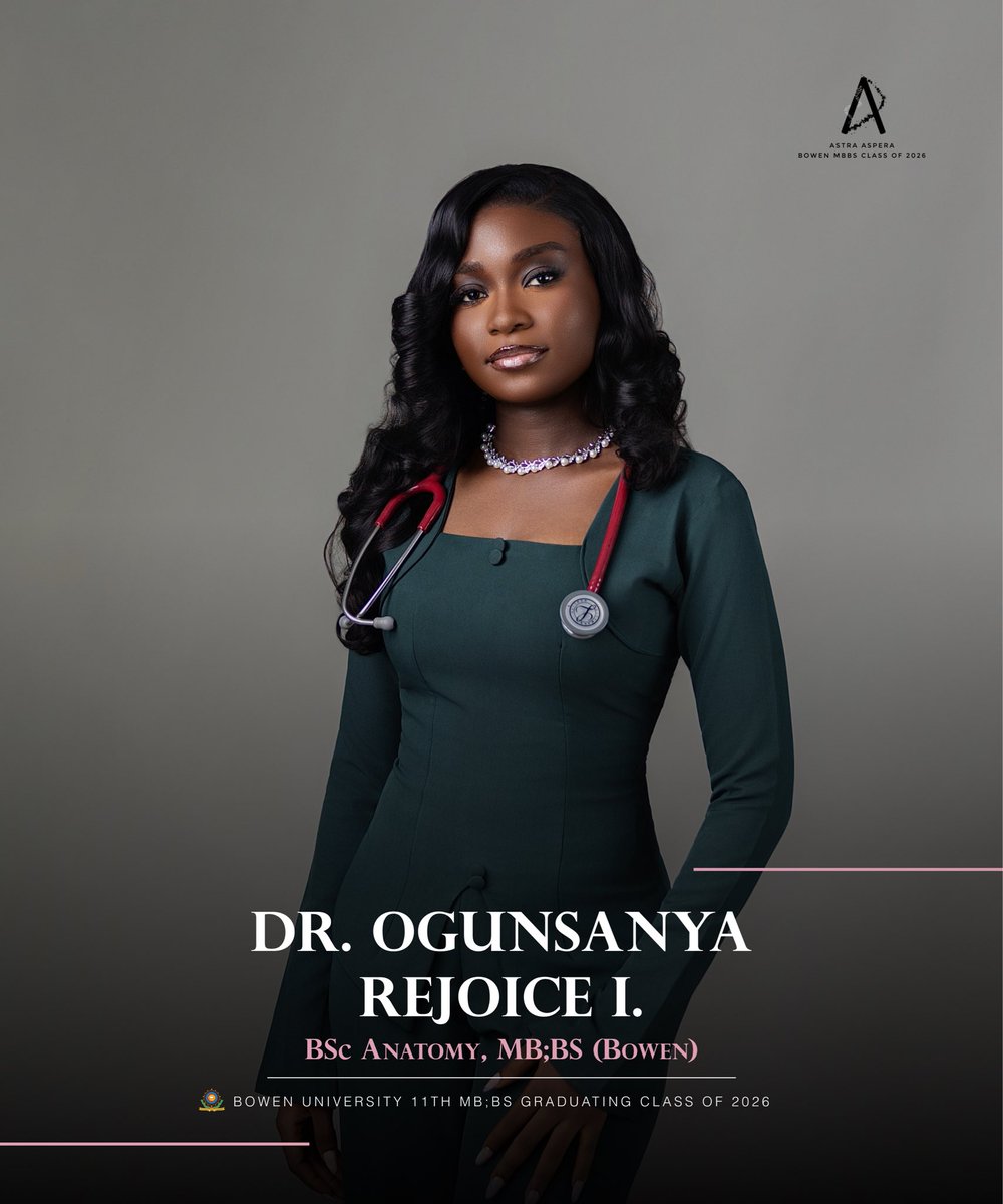 _annoyingviolin's tweet photo. Mummy your baby is now a doctor !!! 

Reintroducing; 
Dr. Ogunsanya R.I 
Bsc Anatomy, MBBS (Bowen) 

She would’ve been so proud of me 🥺

#AstraAspera https://t.co/4IHCig3BOG