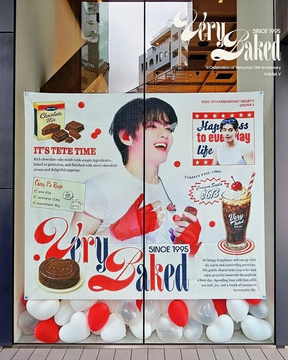 _nuna_V's tweet photo. 🍩𝑽𝒆𝒓𝒚 𝑩𝒂𝒌𝒆𝒅˚꒷꒦♡‧₊
Celebrating 13 years with V
Ⓒ NUNA V

⚝ CAFE EVENT 
(Tokyo) eightdays dining

June 05-07
⭑紙コップ+特典
⭑ラッキードローイベント
⭑ミニ展示

#V_eryBaked
#V #뷔 #TAEHYUNG https://t.co/5Buj0GT2mE