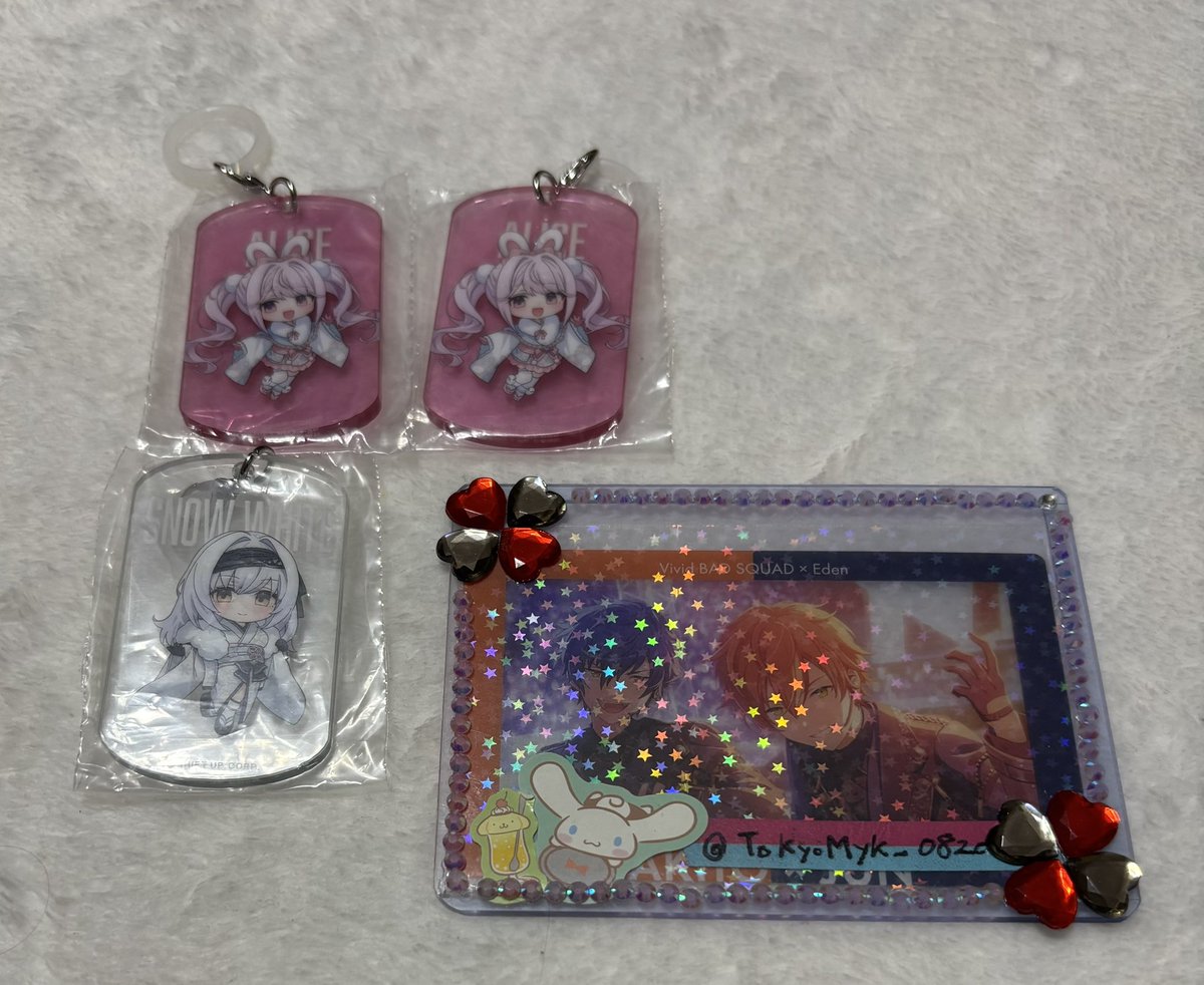 TokyoMyk_0820's tweet photo. 【交換】勝利の女神 NIKKE ニケ 春探しの旅 ガチャ  カプセルトイ

譲)アリス、スノーホワイト

求)紅蓮

郵送希望。
検索からお気軽にお声掛けください。 https://t.co/jTpMLOJhc6
