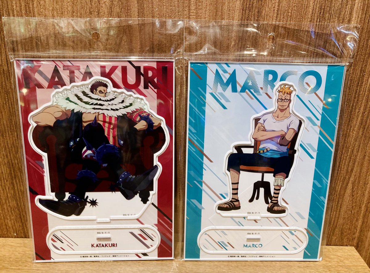 再入荷】麦わらストア限定 アクリルスタンド カタクリ/マルコ 2,200円 