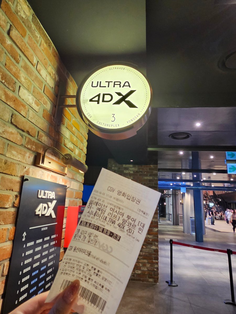 Estell_Ryu's tweet photo. Ultra 4dx로 꼭 보세요 두번보세요
완전 최고.. 🫠
애들 얼굴이 막 사방에서 나와!!
무대할땐 진동과 효과 덕에 같이 무대하는 기분!!
@4dplexfilm 
#PLAVE #플레이브 
#PLAVE_INCINEMAS 
#플레이브아시아투어_대쉬퀀텀리프_앙코르인시네마 
#플레이브_대쉬퀀텀리프_관람인증이벤트 https://t.co/2g5mfzihMO