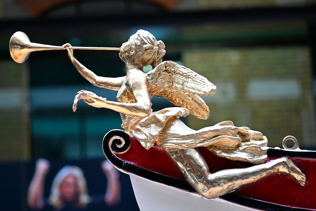 DM_Vincenzo's tweet photo. Cool, the royal barge built for King Leopold I of the Belgians in 1835 to host visitors - but was decommissioned and dismantled in 1911 - has been rebuilt! Photos: Photo News https://t.co/EPasvn9crV