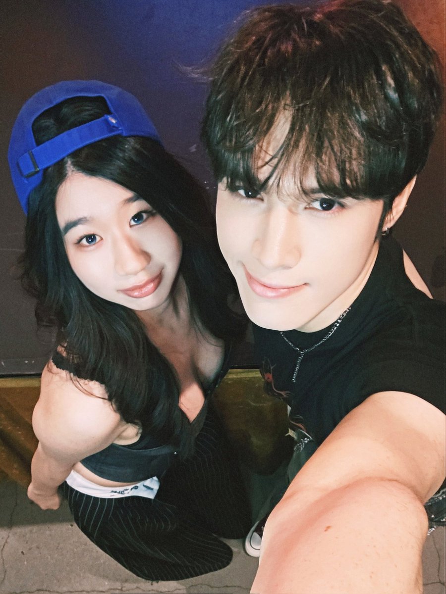 __mz1116's tweet photo. hit all the possible default poses 😂 he's actually so photogenic holyy
#jaychang https://t.co/bib9hB7mb9