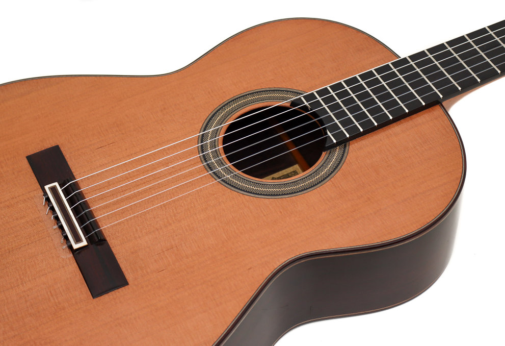 GdeLuthier's tweet photo. Recently arrived: this 2011 Paulino Bernabe “Original”, preserved in brand-new condition within the master's personal collection, was built in strict accordance with the construction methods of his father. 
https://t.co/cyCgoSzwbL

Play your Dreams !
https://t.co/BbXxmjKisE https://t.co/CMfm021rMc