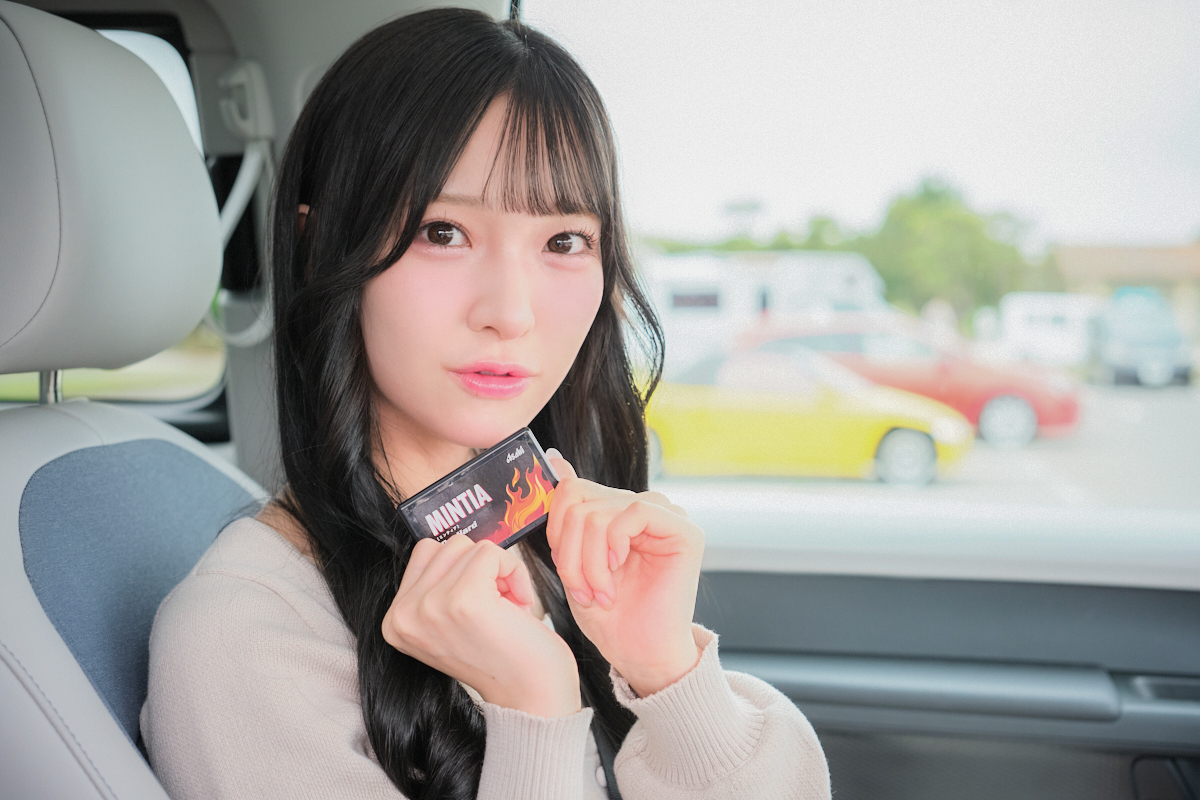 asciijpeditors's tweet photo. 今回のドライブカーは
フォルクスワーゲンの「https://t.co/Iu85l5AtVF Pro Long Wheelbase」
世にも珍しいミニバンのEVです🚗

「音がしないのが不思議！」
「加速が独特でスーっと走るのが面白い」

村山さんも山田さんも、
今まで味わったことがない乗り心地に驚いていました😲✨
https://t.co/ENTodKMAnQ

#ニアジョイどらい部