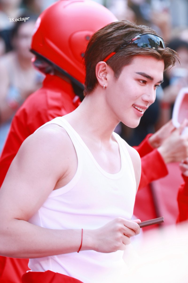 18octapr's tweet photo. คือCTW hot มากกก 

⋆⭒˚.⋆♎︎︎ @tawattannn ♎︎︎ ٠ ࣪₊⋆ 
 FOURTH X KITKAT F1
#KitKatTHxFourth
ε #Fourthnattawat #โฟร์ทณัฐวรรธน์ з https://t.co/thwtjWVZJ7