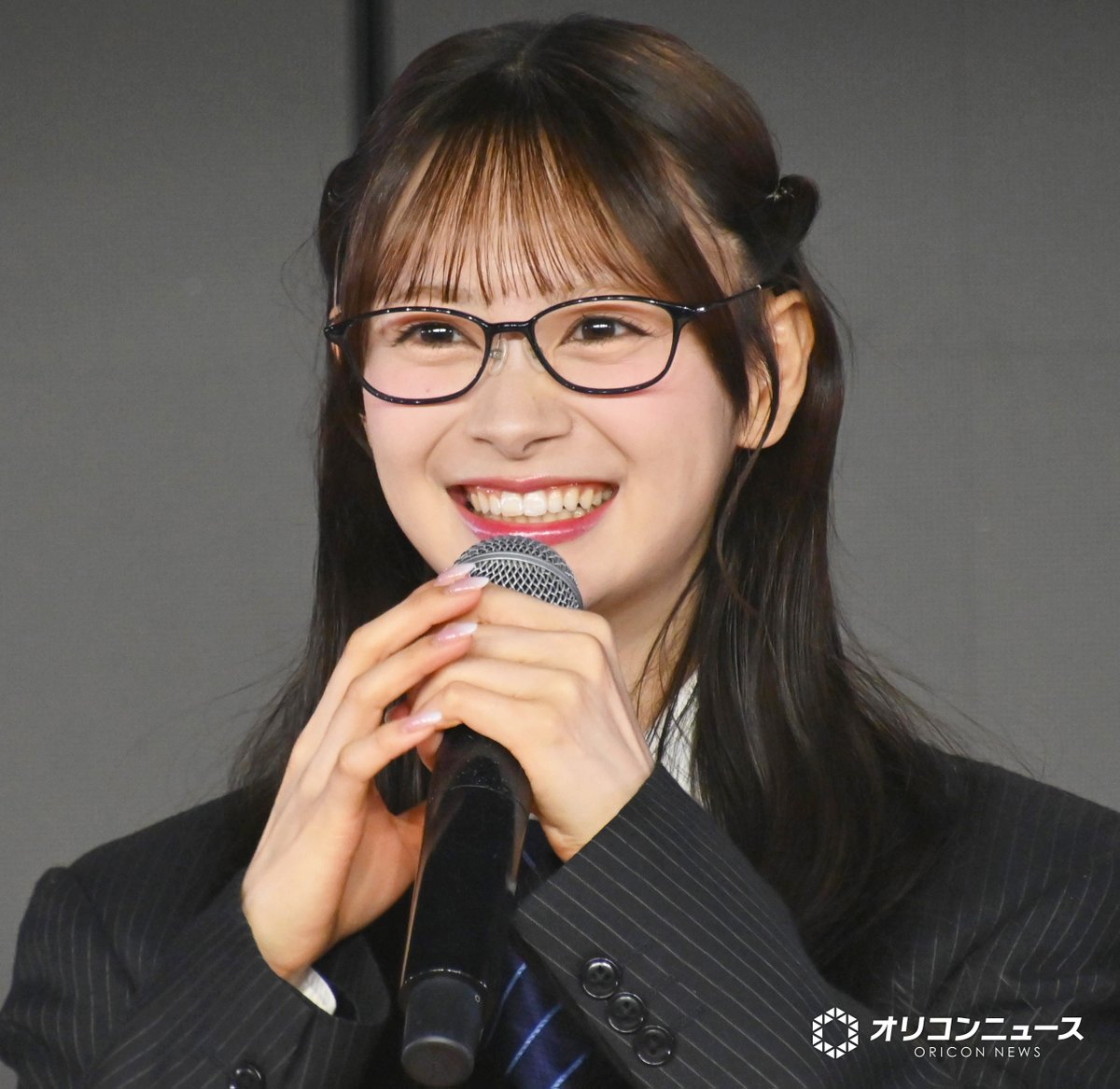 oricon's tweet photo. 渡辺麻友以来12年ぶり❗️
AKB48伊藤百花が2作連続センターに

68thシングルのタイトルは
「好きish」(すきっしゅ)

センター自ら報道陣に発表する
“初の試み”で大役「すごくうれしい」
https://t.co/EC2e6fOvya

『秋コンサート・コンセプト発表会』
伊藤百花、倉野尾成美、佐藤綺星、八木愛月

#AKB48 https://t.co/Giap25OEKG