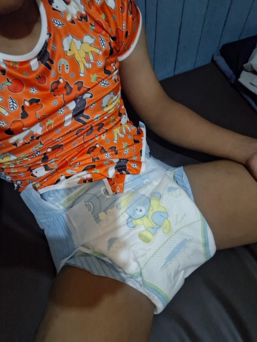 angelicajkt34's tweet photo. diaperss check☺️ https://t.co/C2yCWFEf6S