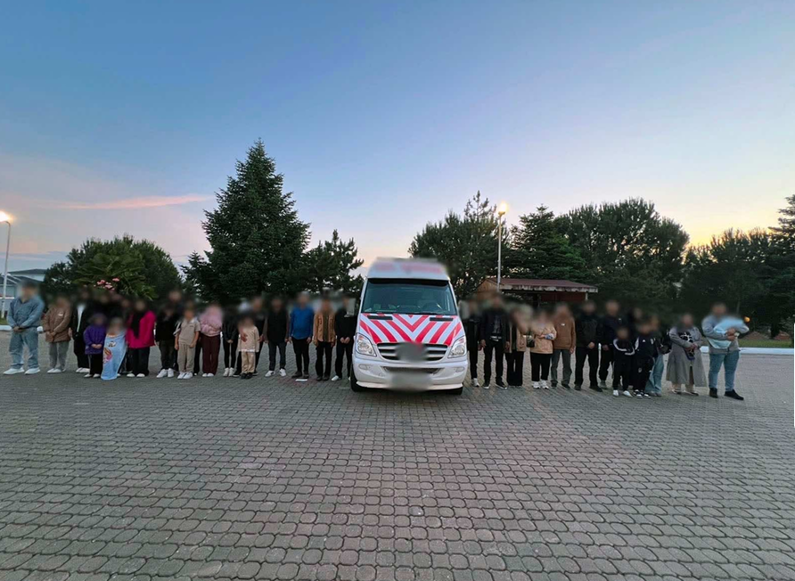 OgunInal's tweet photo. Çanakkale’de Jandarmadan Düzensiz Göç Operasyonu: 33 Göçmen ve 2 Organizatör Yakalandı https://t.co/PY4G7ZxQFT https://t.co/8ucebFlkMT