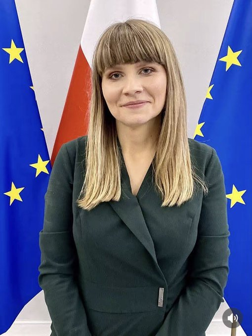 Vito82488734's tweet photo. To tak, gdyby ktoś nie wiedział, jak wygląda lewacki obraz nędzy i rozpaczy. https://t.co/G7rMygBnwC