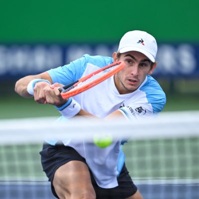 NET_ZONE_1's tweet photo. 🎾 نصف النهائي الثاني في رولان غاروس

🇮🇹 ماتيو أرنالدي (106) 🆚 🇮🇹 فلافيو كوبولي (12)

تنطلق المباراة اليوم الساعة 8:00 مساءً.

📊 تاريخ المواجهات:
2-2 بالتعادل بين اللاعبين.

#tennis #RolandGarros https://t.co/0rcLfmQyvH