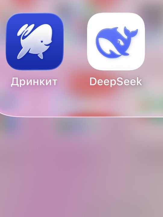 карстаирс tweet media