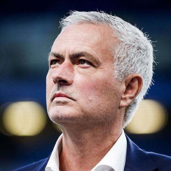 centregoals's tweet photo. 🚨🚨| JUST IN: José Mourinho is expected to 𝐁𝐄𝐆𝐈𝐍 𝐖𝐎𝐑𝐊 at Real Madrid on July 13. 🤝🇵🇹

[@diarioas] https://t.co/sjwsIzuqf5