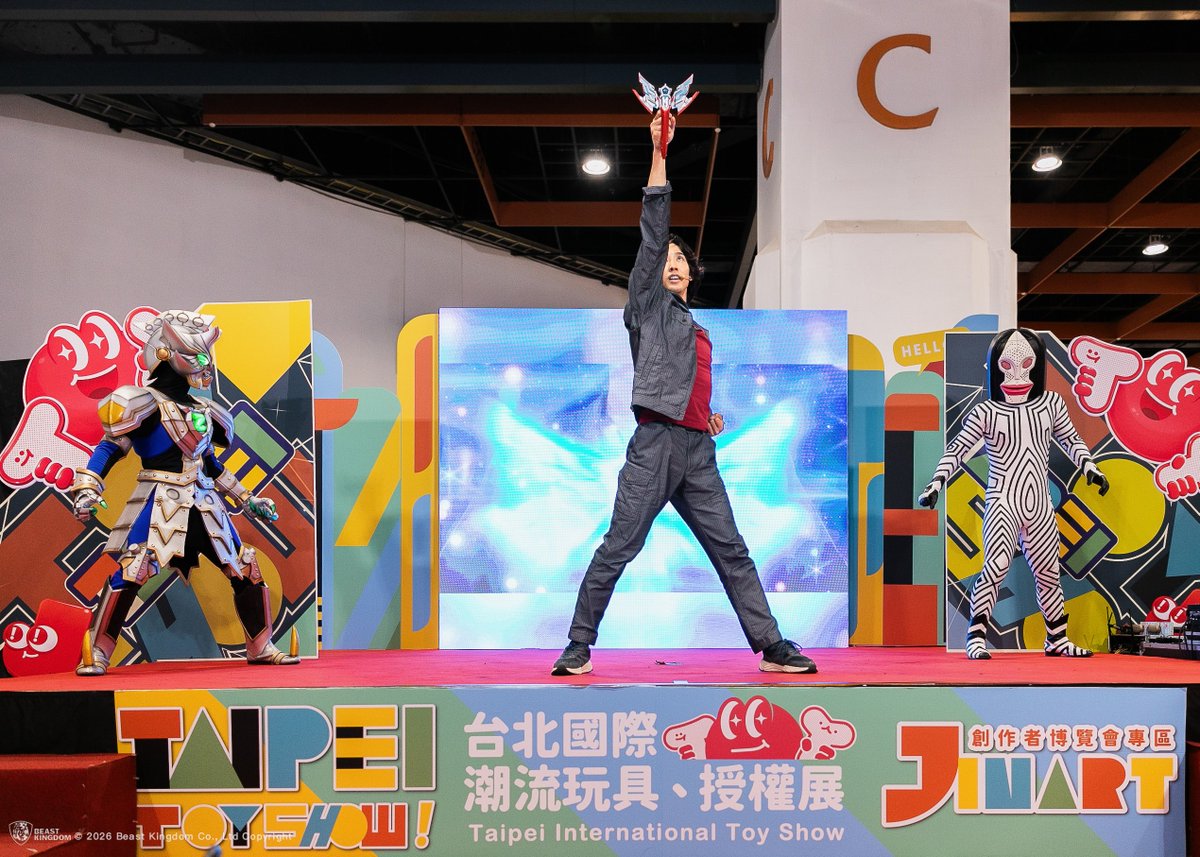 TsuburayaGlobal's tweet photo. Dada, Eleking, and even Z-Killer?
It doesn’t matter for #UltramanOmega with you all cheering him on! 💥

@p_shori_k412 https://t.co/rXVV1EQ35t