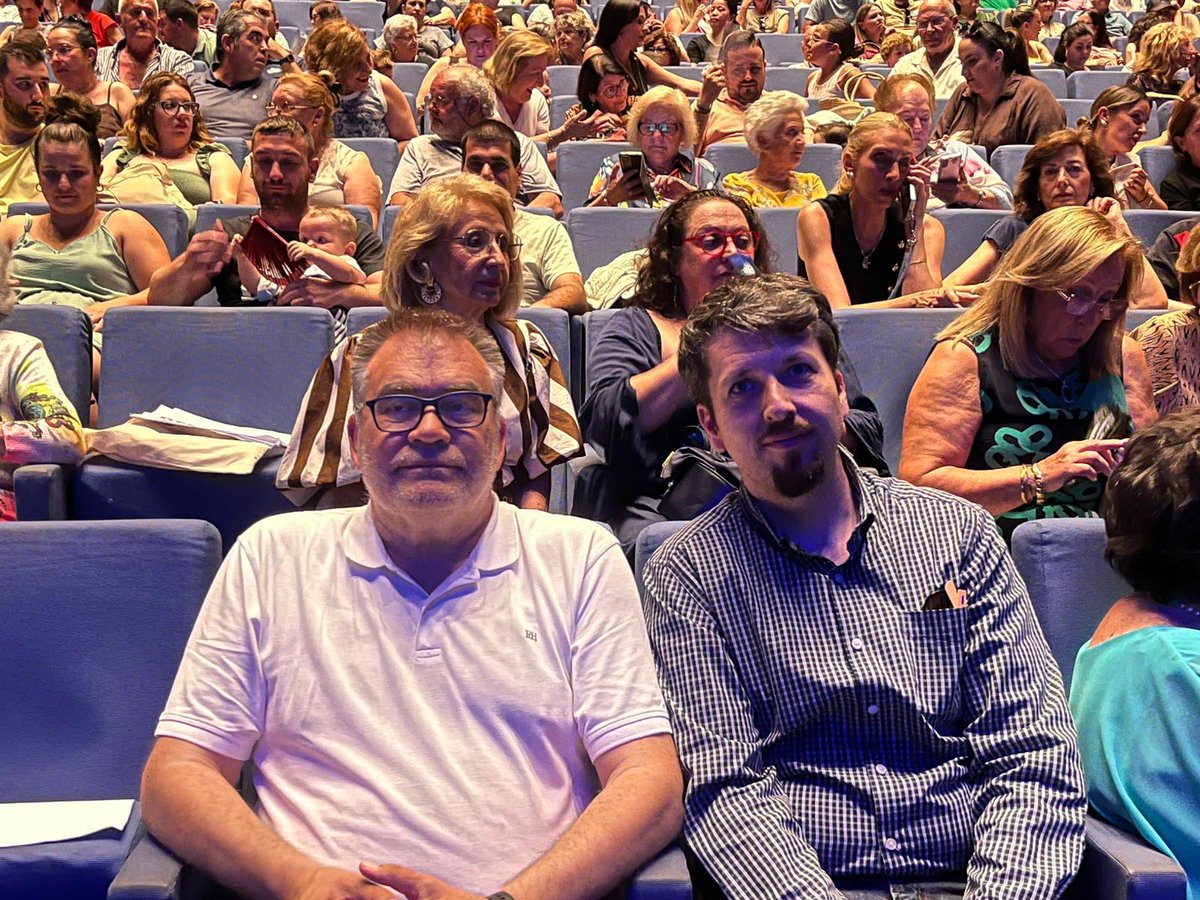 PPAguilas's tweet photo. Hemos acompañado a la Asociación de Amas de Casa, Consumidores y Usuarios “Virgen de los Dolores” de Águilas en la inauguración de su XXVIII Semana Cultural.

Un acto en el que han participado la Escuela de Baile Terpsicore, Esmeralda y el cuerpo de baile de la Asociación. https://t.co/3NqmycOiNs