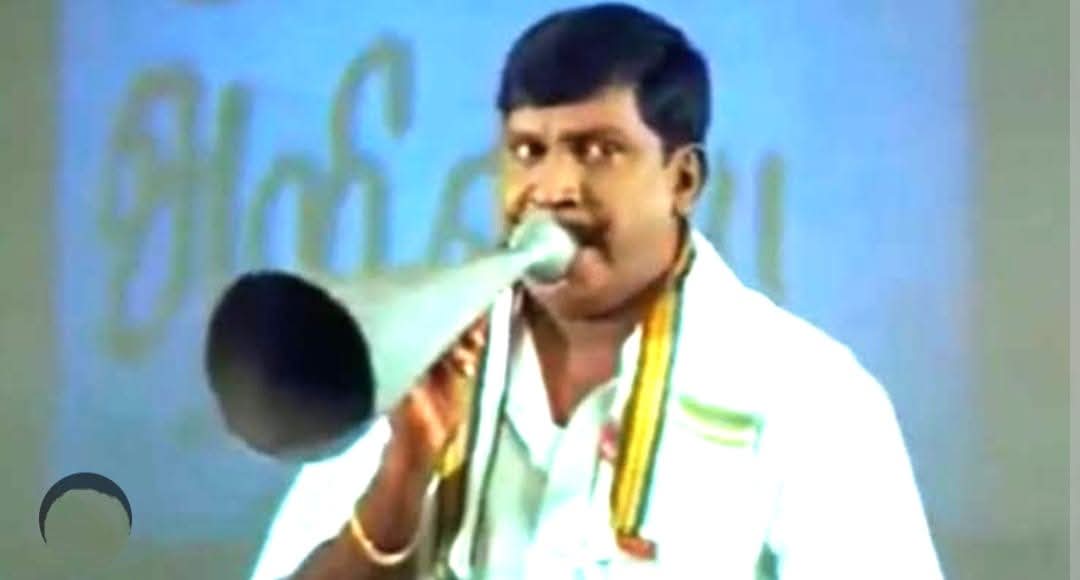 suryaxavier1's tweet photo. மாத்தணும்ன்னு வாறவன் எல்லாரும்
தமிழ்நாட்டை மாத்தணும்ன்னு தான் வாறான்.
இந்தியாவை மாத்தணும்ன்னு எவனுக்கும் தோணல பாருங்க.

இந்தியாவில் தமிழ்நாட்டை முதலிடத்திற்கு கொண்டு வரப் போறானுகளாம்.
ஏற்கனவே அது முதலிடத்தில் தானப்பா இருக்கு.

உலகளவில் இந்தியாவை முதலிடத்திற்கு கொண்டு வரணும்ன்னு கட்சி ஆரம்பிக்கிற எவனுக்கும் தோணலியோ?
உலக அளவில் இந்தியா படுபாதாளத்தில் இருப்பதையாவது உணர்கிறீர்களா?

தமிழ்நாட்டை நினைத்து மிகவும் பெருமைப்படுகிறேன்.
இந்தியாவை ஆளும் ஒரு கட்சியை
தமிழ்நாட்டிற்குள் நுழைய விடாமல்
தமிழ்நாடு முதலிடத்தில் இருப்பதற்காகப் பெருமைப்படுகிறேன்.

அது தன்னால் இனிமேல் நேரடியாக நுழையவே முடியாது என்ற முடிவுக்கு வந்ததற்காக மகிழ்ச்சி அடைகிறேன்.

ஆனால் மாற்றம் கொண்டு வரும் குரூப்ஸ் அனைவரின் மண்டையை மட்டும் பார்க்காதீர்கள். கொண்டையையும் சேர்த்துப் பாருங்கள்.

கொண்டையைப் பார்க்கத் தவறியதால் தான் 
வாநவ கட்சி (வாயில நல்லா வரும்) ஆட்சியில் இருக்கிறது.

சூர்யா சேவியர்
05-06-26