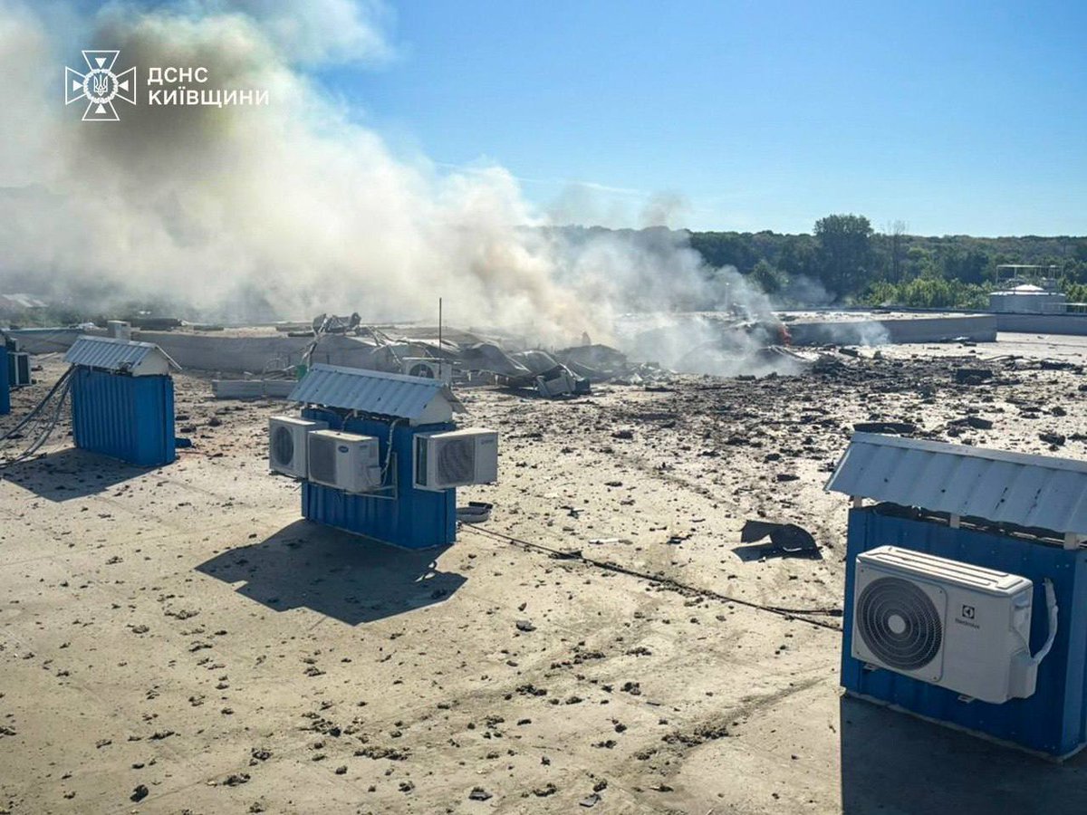 alternative_war's tweet photo. Russian terrorists destroyed the baby food factory of TM Yahotynska in Kyiv region https://t.co/Z9VNcK2bH1