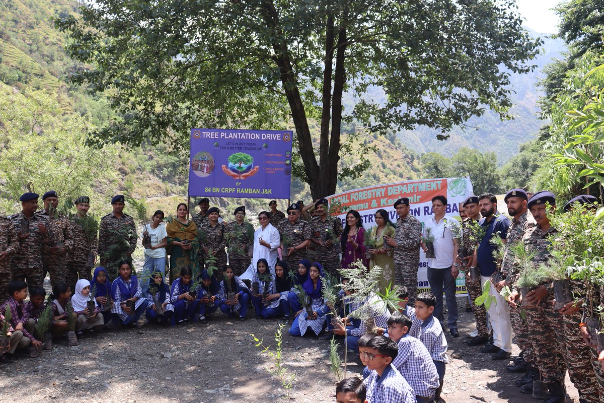 84BNCRPF's tweet photo. On 5 Jun 26, 84 Bn CRPF orgd World Environment Day at Ramban. Painting Competn &amp; Mass Tree Plantation conducted &amp; 1500 trees planted. N Ranbir Singh Commandant stated that to stem serious climate change, all must adopt sustainable solutions &amp; environment responsible lifestyles. https://t.co/hqlborcNoJ