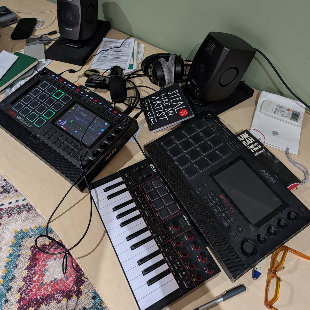 MutomboDaPoet's tweet photo. EP mode in effect and it's nothing like you have heard. Nothing! Excited for you to share in my story and be a part of my progress! https://t.co/sY4AkG9F2Z