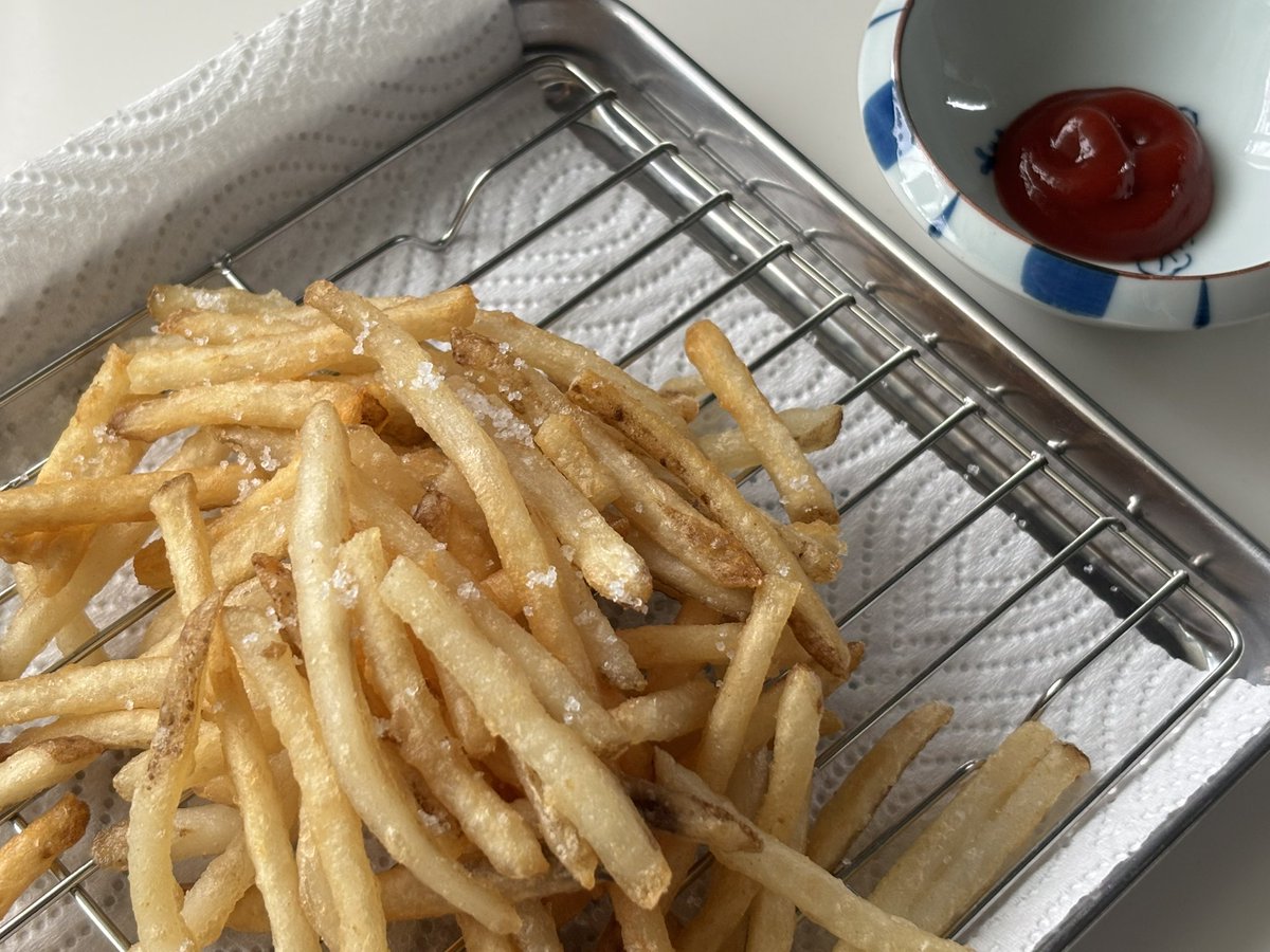 monsa_0715's tweet photo. スタンミ大絶賛のスーパークリスピー🍟
3時のおやつ代わりに揚げたんだけど、カリッカリで美味しくて手止まらなくなる
冷凍庫ストックで👌🏻 https://t.co/yiZBG9qGxD