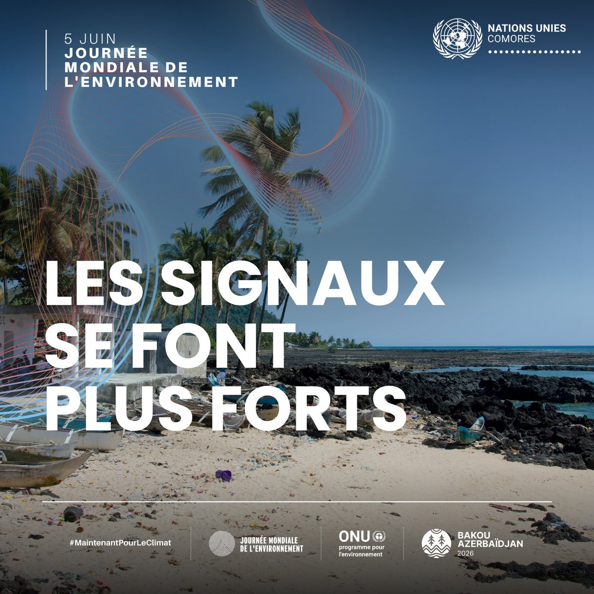ONU_Comores's tweet photo. 🌍 𝗟𝗮 𝗽𝗹𝗮𝗻𝗲̀𝘁𝗲 𝗻𝗼𝘂𝘀 𝗲𝗻𝘃𝗼𝗶𝗲 𝗱𝗲𝘀 𝘀𝗶𝗴𝗻𝗮𝘂𝘅. 𝗔𝘂𝘅 𝗖𝗼𝗺𝗼𝗿𝗲𝘀, 𝗻𝗼𝘂𝘀 𝗹𝗲𝘀 𝘃𝗼𝘆𝗼𝗻𝘀 𝗱𝗲́𝗷𝗮̀.

La mer qui avance. Les côtes qui s’érodent. Les pluies qui deviennent imprévisibles. Les écosystèmes qui se fragilisent. Les communautés qui doivent s’adapter, souvent avec peu de moyens mais avec une grande résilience.

À l’occasion de la Journée mondiale de l’environnement 2️⃣0️⃣2️⃣6️⃣, placée sous le thème mondial #𝗠𝗮𝗶𝗻𝘁𝗲𝗻𝗮𝗻𝘁𝗣𝗼𝘂𝗿𝗟𝗲𝗖𝗹𝗶𝗺𝗮𝘁 / #𝗡𝗼𝘄𝗙𝗼𝗿𝗖𝗹𝗶𝗺𝗮𝘁𝗲, le message est clair : il ne suffit plus d’entendre les alertes. Il faut y répondre par l’action.

Chaque geste compte. Chaque politique publique compte. Chaque partenariat compte. Protéger les mangroves, restaurer les écosystèmes, investir dans l’énergie propre, réduire les déchets, renforcer l’adaptation et soutenir les communautés vulnérables : tout cela envoie un signal fort pour l’avenir.

Aux Comores, agir pour l’environnement, c’est protéger les vies, les moyens de subsistance, la biodiversité et les générations futures.

𝗔𝘂𝗷𝗼𝘂𝗿𝗱’𝗵𝘂𝗶, 𝗲𝗻𝘃𝗼𝘆𝗼𝗻𝘀 𝗲𝗻𝘀𝗲𝗺𝗯𝗹𝗲 𝗹𝗲 𝗯𝗼𝗻 𝘀𝗶𝗴𝗻𝗮𝗹 : 𝗰𝗲𝗹𝘂𝗶 𝗱𝗲 𝗹’𝗮𝗰𝘁𝗶𝗼𝗻, 𝗱𝗲 𝗹𝗮 𝗿𝗲𝘀𝗽𝗼𝗻𝘀𝗮𝗯𝗶𝗹𝗶𝘁𝗲́ 𝗲𝘁 𝗱𝗲 𝗹’𝗲𝘀𝗽𝗼𝗶𝗿. 🌱🇰🇲

#JournéeMondialeDeLEnvironnement #WorldEnvironmentDay #NowForClimate #MaintenantPourLeClimat #ONUComores #Climat #Résilience #Biodiversité #DéveloppementDurable #Agenda 2️⃣0️⃣3️⃣0️⃣