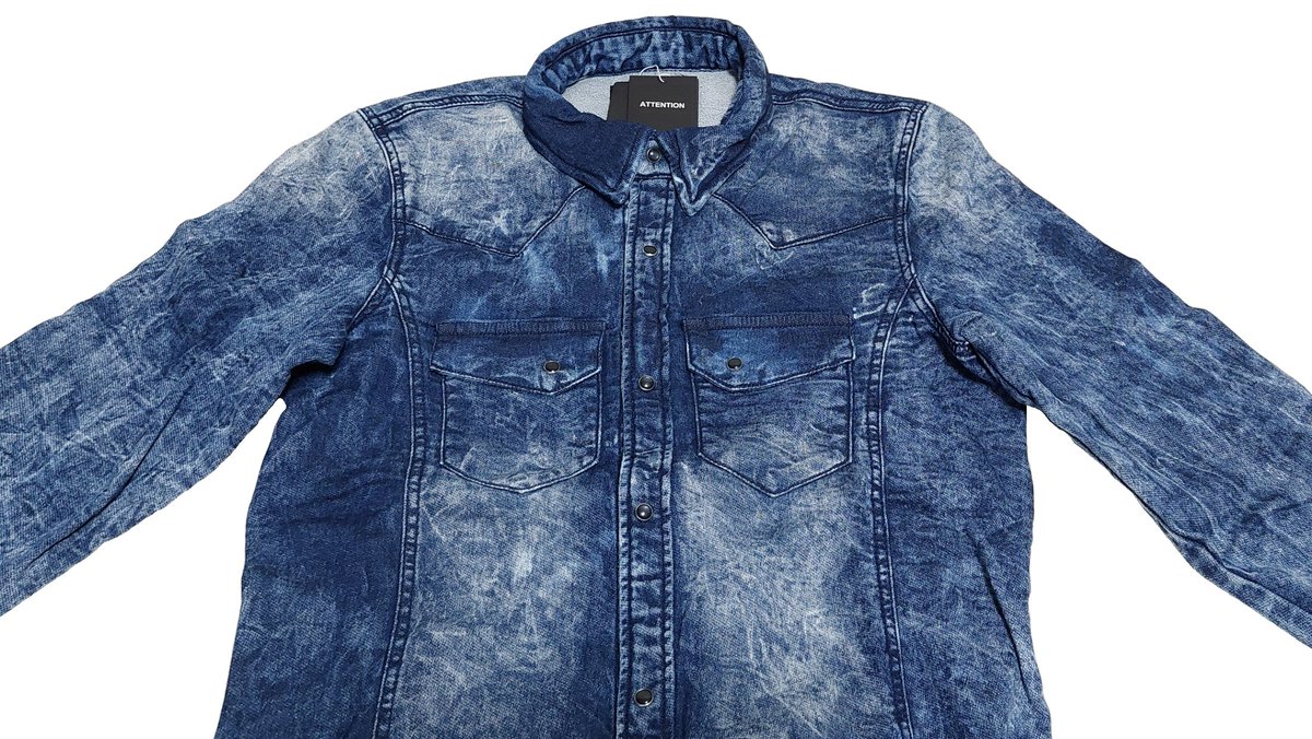 create_gv's tweet photo. ブランド名：InTheAttic インジアティック
品名：ケミカル バイオウォッシュ ヴィンテージ加工 タイトシルエット 長袖デニム生地ロング ウエスタンシ���ツ
カラー：ブルー
サイズ：S～XL
価格：￥9790(税込み)

販売中商品一覧
　⇩　⇩　⇩
https://t.co/CQwFvudott

#CreateGoodVision

#お洒落 #Y2K https://t.co/ngFABRGgib
