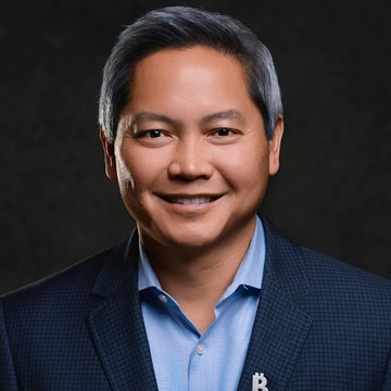 EBouknight65839's tweet photo. 🇺🇸 TODAY: Strategy's CEO Phong Le says, “Leaders in the U.S. government are laying the foundation for long-term leadership in Bitcoin and digital assets.” https://t.co/RlFkOClByt