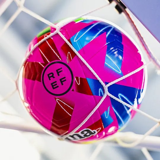 FutSalRFEF's tweet photo. 🔛 𝗖𝗮𝗺𝗽𝗲𝗼𝗻𝗮𝘁𝗼 𝗱𝗲 𝗘𝘀𝗽𝗮𝗻̃𝗮 𝗰𝗹𝘂𝗯𝗲𝘀 𝗯𝗮𝘀𝗲

⚽️ En marcha la fase previa.

ℹ️ Horarios, partidos y pabellones de juego: https://t.co/guVzy5ewW1

#FutsalRFEF https://t.co/h9pdGHZVSF