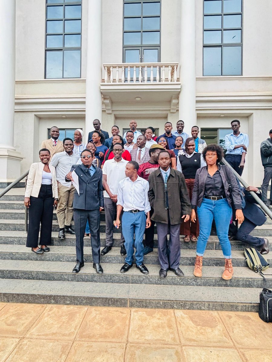 lawsocietymak's tweet photo. All smiles as we bid farewell to the 54th Class of Law for concluding their 4th year of study at @MakerereLaw . Congratulations upon this milestone. We wish you the utmost best in all your next pursuits. https://t.co/EjukD2LNeO
