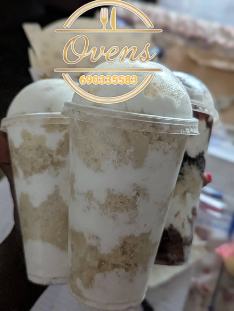 Zy_nna's tweet photo. Hi; today we have 7parfaits going out from yesterday orders,we are currently taking orders of the Day 
Vanilla Milk
Redvelvet 
Chocolate
Oreo
Caramel and Soo Much moré available ♥️690335583🙏🏻Rt https://t.co/ggRBtGS6cv