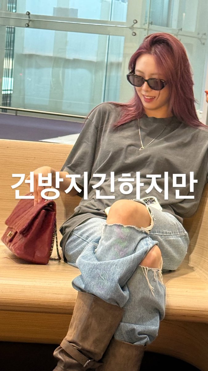 alright_ryu's tweet photo. <연애 중 씬                                   결혼 후 씬> https://t.co/Bv5sf6iWDq