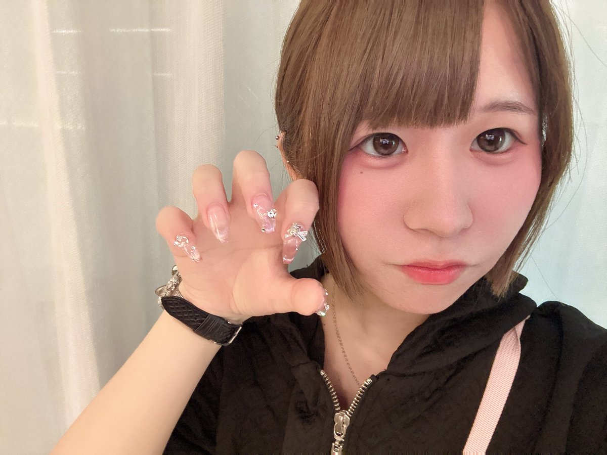 shape_nano's tweet photo. いてます！！ネイル見せポーズ！♡

遠隔もお願いします(˶՞･֊･՞˶)
https://t.co/XcnkyxrPTO https://t.co/V30IJgJaMb