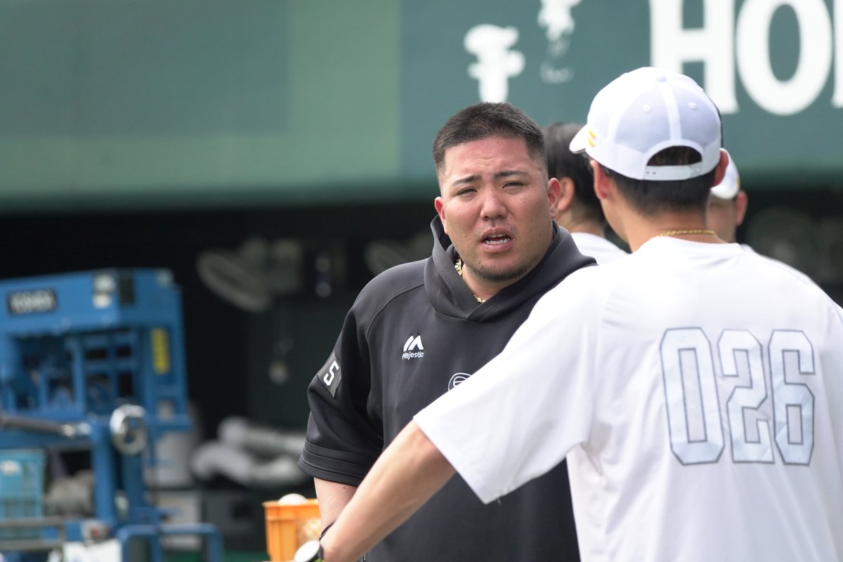 takafullc2's tweet photo. 【2軍スタメン】
6月5日vs広島 @ タマスタ筑後

1遊 川瀬晃
2二 石見颯真
3指 柳町達
4一 山川穂高
5左 秋広優人
6右 大泉周也
7三 デービッド・アルモンテ
8捕 嶺井博希
9中 藤野恵音
投 飛田悠成

#sbhawks #鷹フル https://t.co/fRK8GLSeBu