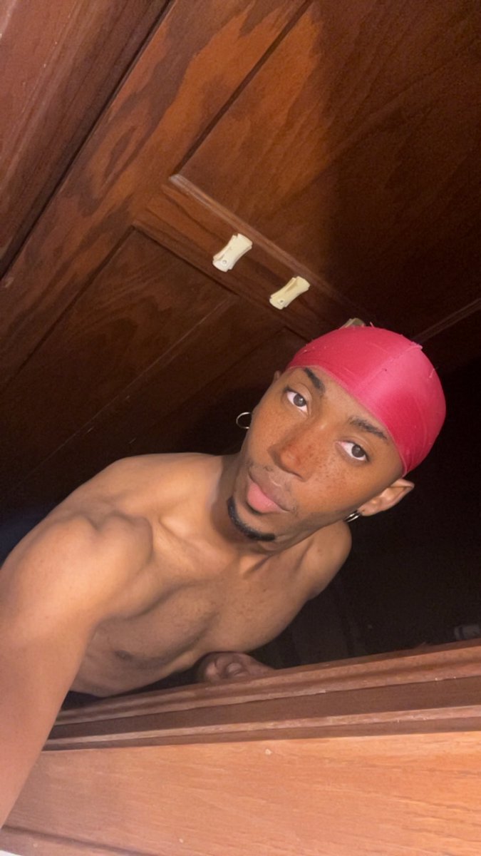 lloveboyD's tweet photo. Pink bandit 🤪🩷 https://t.co/O3GljP08H0