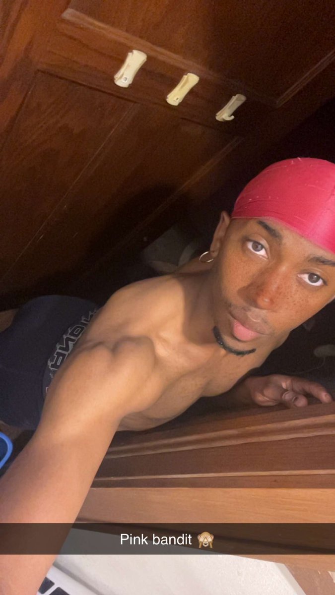 lloveboyD's tweet photo. Pink bandit 🤪🩷 https://t.co/O3GljP08H0