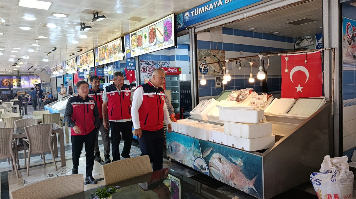 Abdurra33831811's tweet photo. İskenderun ilçemizde ekibimizle birlikte su ürünleri denetimi yaptık
@ibrahimyumakli 
@TCTarim 
@bsgmtr 
@turgayturkyilmz https://t.co/QWVphDW1D1