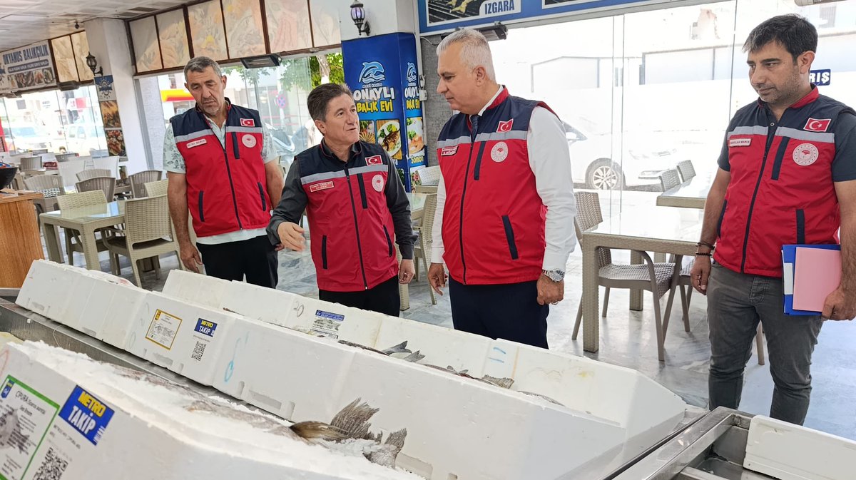 Abdurra33831811's tweet photo. İskenderun ilçemizde ekibimizle birlikte su ürünleri denetimi yaptık
@ibrahimyumakli 
@TCTarim 
@bsgmtr 
@turgayturkyilmz https://t.co/QWVphDW1D1