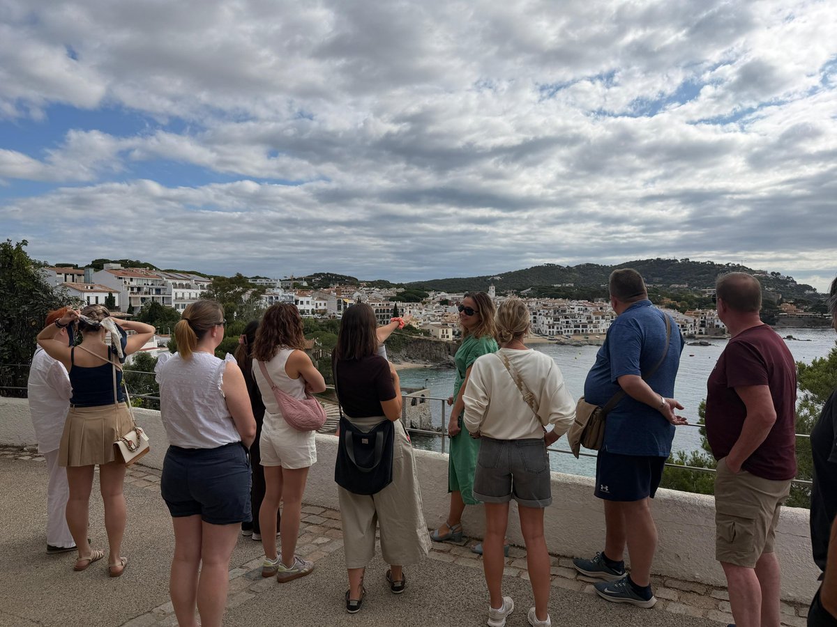 turismecat's tweet photo. 🤝 Organitzem amb @costabrava un viatge de familiarització amb 8 agents de viatges del Regne Unit
 
📍Visitem Girona, Peralada, Pals, l’Estartit, Calella de Palafrugell i altres espais singulars de la Costa Brava

✅Donem a conèixer l’oferta premium i enogastronòmica de Catalunya https://t.co/Syb7ZF7rby