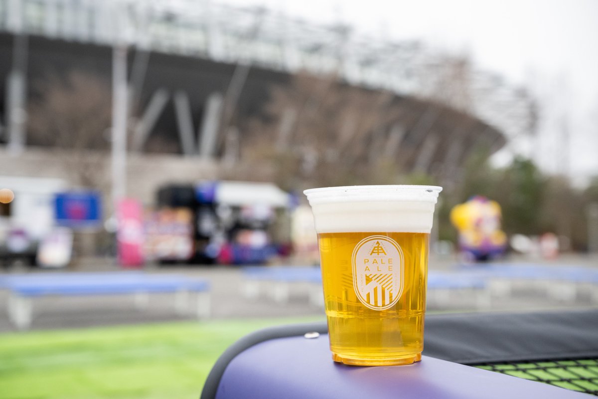 fctokyoofficial's tweet photo. 🔵【緊急企画】FC TOKYO PALE ALEを感謝価格で販売!!🔴
明日6/6(土) #セレッソ大阪 戦にて開催する #BigTnankYouDay にあわせて還元企画を実施します!!👍🔵🔴

感謝の気持ちをこめまして、🍺FC TOKYO PALE ALEを700円(税込)で販売します!!🍻🔵🔴

今シーズン最後のホームゲームは、ぜひPALE ALEで乾杯しましょう!!🍻

📍販売場所
明治公園「AO-AKA FOOTBALL PARK FES」内
▶https://t.co/AqSdbaK3lj

#fctokyo #tokyo