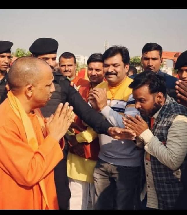 AlokPan98775969's tweet photo. हिंदुत्व की पहचान प्रदेश के मुखिया आदरणीय मुख्यमंत्री श्री MYogiAdityanath जी को जन्मदिन की हार्दिक बधाई एवं शुभकामनाएँ……ईश्वर आपकी सदेव रक्षा करें जिससे आप ऐसे ही पूरे प्रदेश के लोगों के लिए काम करते रहें ।
,@BJP4UP https://t.co/VsFWt7z4xo