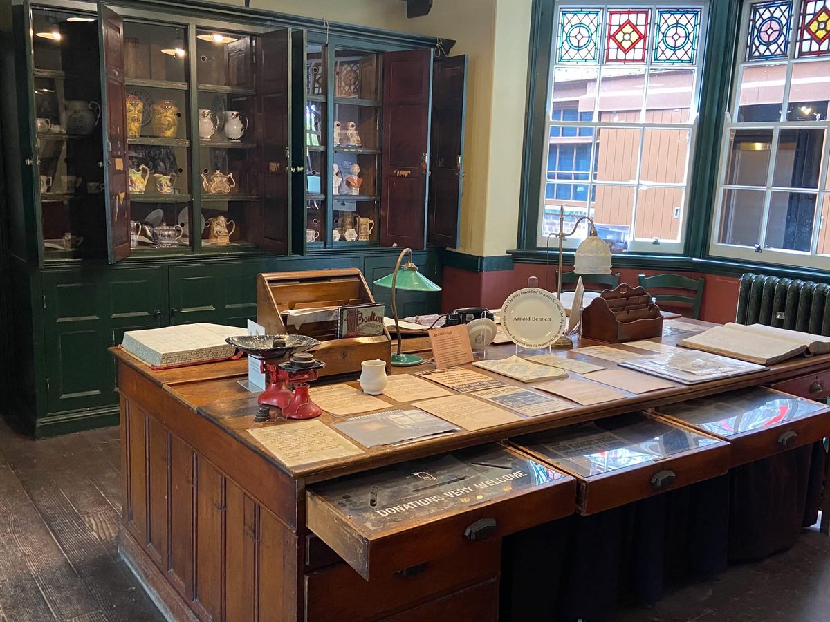 Middleport_Pot's tweet photo. HAPPY STOKE-ON-TRENT DAY!
We are proud to be a part of this amazingly creative city
Come & explore the award-winning Middleport Pottery
Open 10am to 4pm
Take part in a factory tour, explore the heritage trail, have something to eat at the Packing House Café, have Afternoon Tea (pre-booking required), visit the independent traders of Port Street Range & Harper Street and treat yourself at the Burleigh factory shop or Middleport Pottery gift shop. It’s a great day out!
https://t.co/MCgjLCyvcp
#dayout #visitorattraction #heritageattraction #heritage #middleportpottery #middleport #stokeontrent #staffordshire #SOTDAY