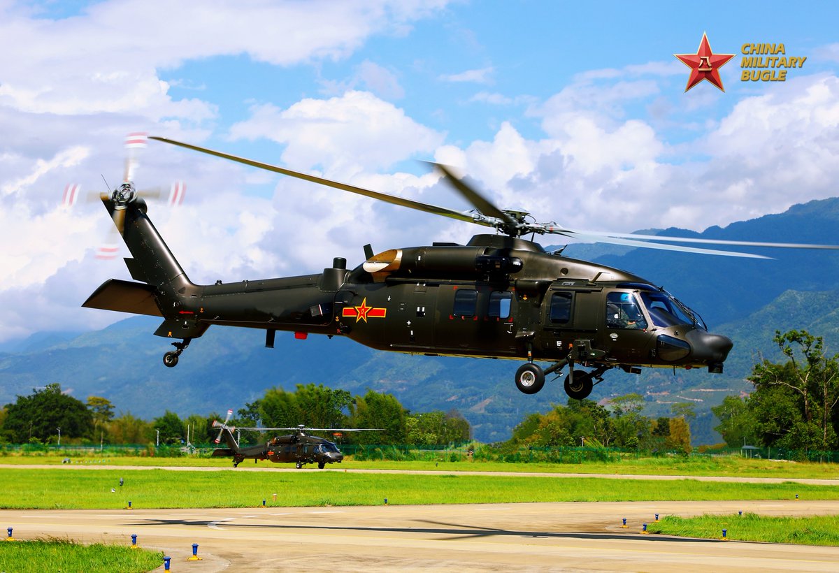 ChinaMilBugle's tweet photo. Perfect Practice:
Photos show Z-20 utility helicopters attached to the Chinese PLA 75th Group Army participating in multi-subject training.
#Z20 #UtilityHelicopter
#PLA #Army #Fastrope
#ChinaMilitary #ChinaMilBugle